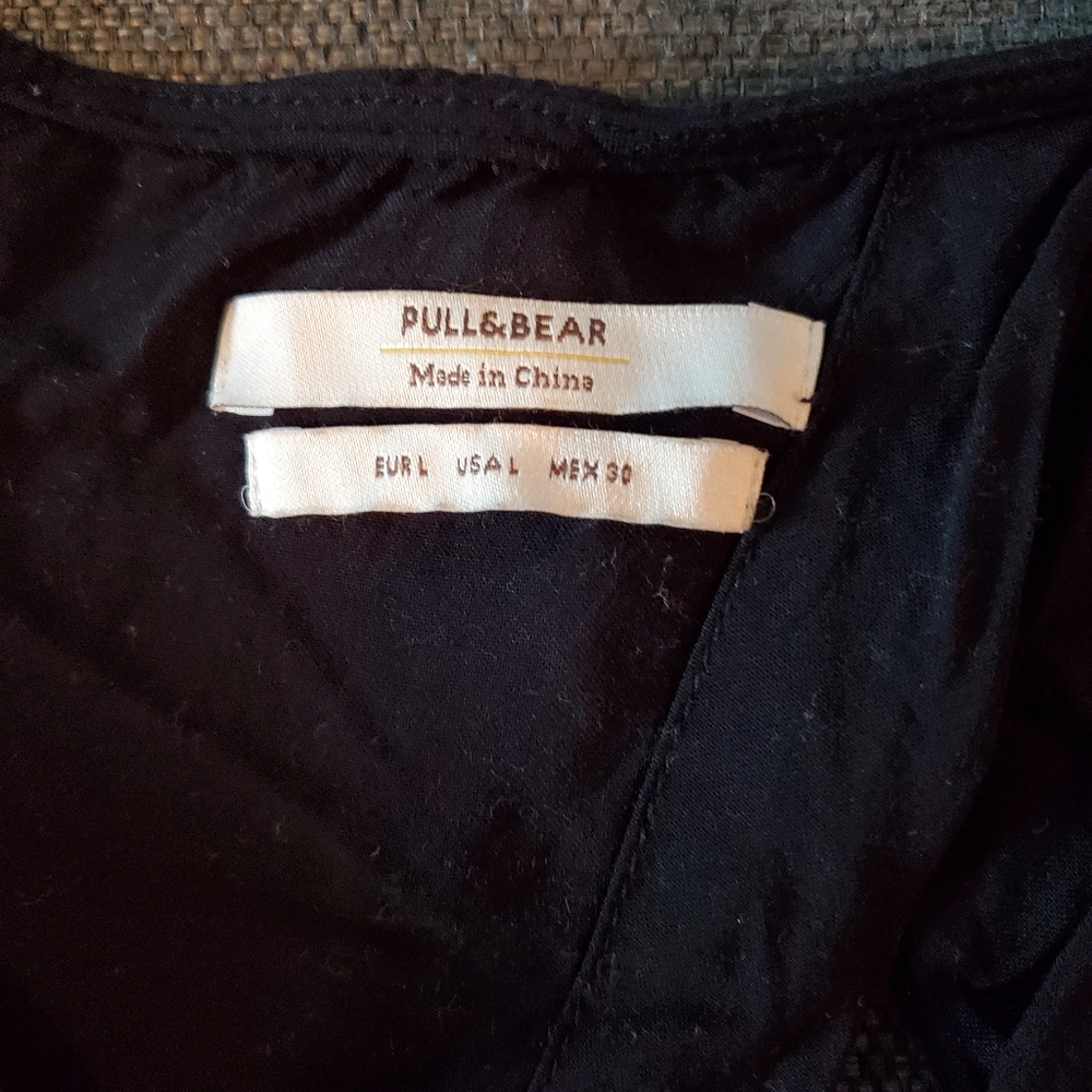 Open back crop top - Picture 2 of 3